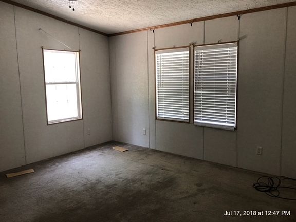 4th image of 115 Westwood Ln