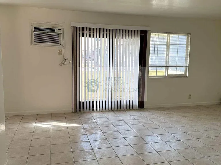 4477 Cotton Ct #4 — Photo 2