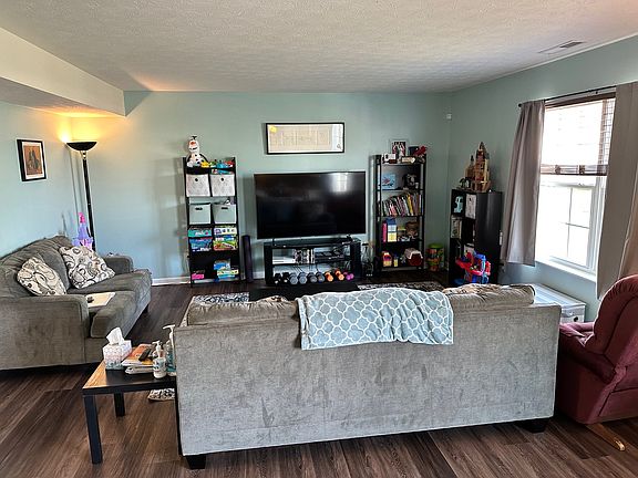 5th image of 2768 Corlee Cres