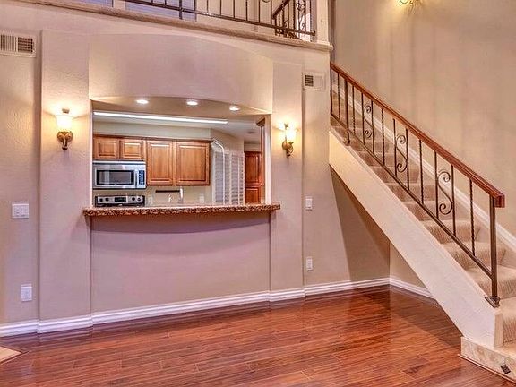 5th image of 4645 W Ivanhoe Street