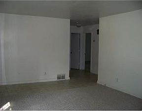 2nd image of 818 Churchill Dr