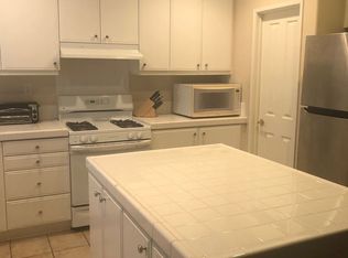 40 Pembroke, Irvine, CA 92618