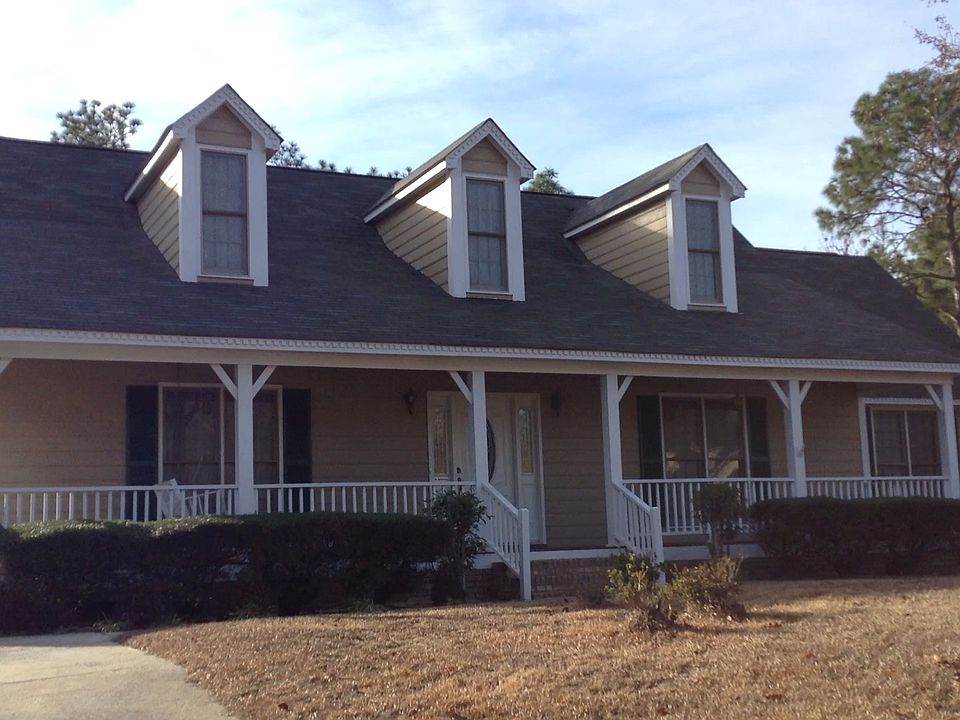 1st image of 415 Moss Creek Dr