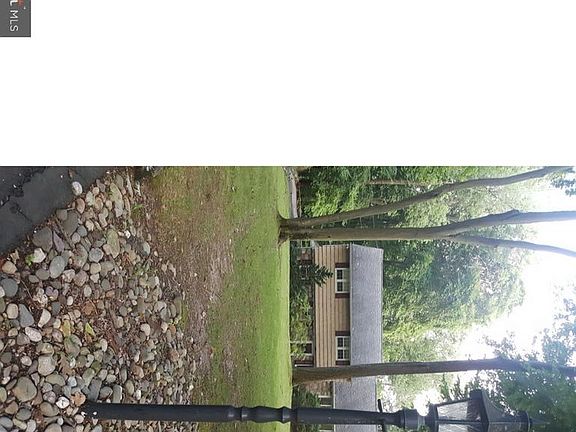 2nd image of 2135 Country Club Dr