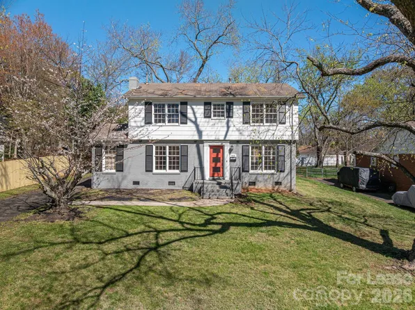 7028 Mapleridge Dr, Charlotte, NC 28210