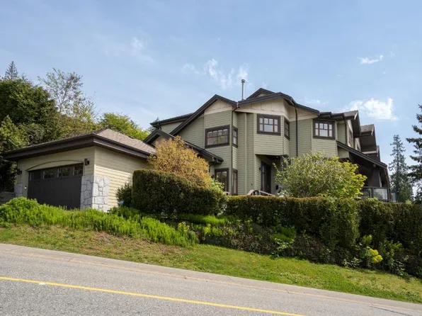 2555 Skilift Rd, West Vancouver, BC V7S 3K1