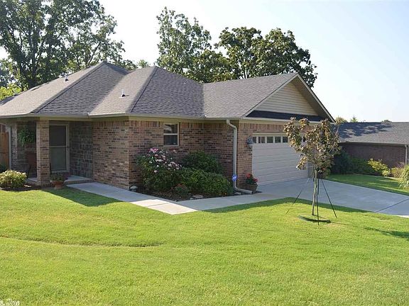 5th image of 2350 Linda Dr