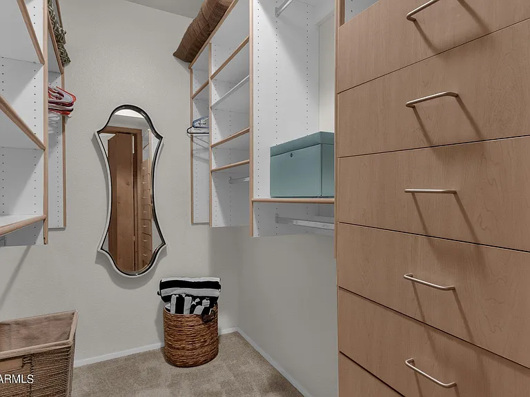 4611 E Desert Dr — Photo 35