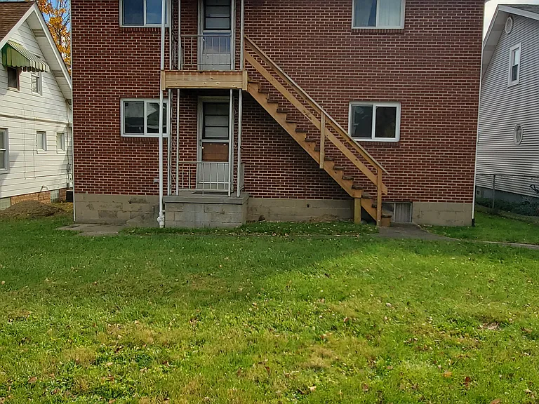 239 Boden Ave #2 — Photo 11
