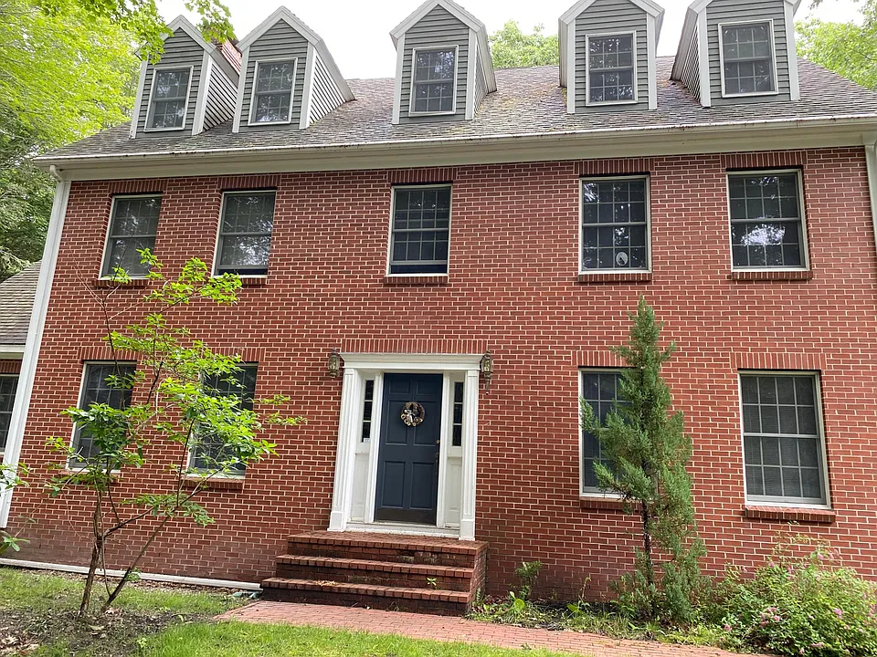 47 Stonegate Rd