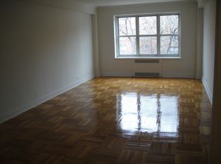 10106 67th Dr APT 5E, Forest Hills, NY 11375
