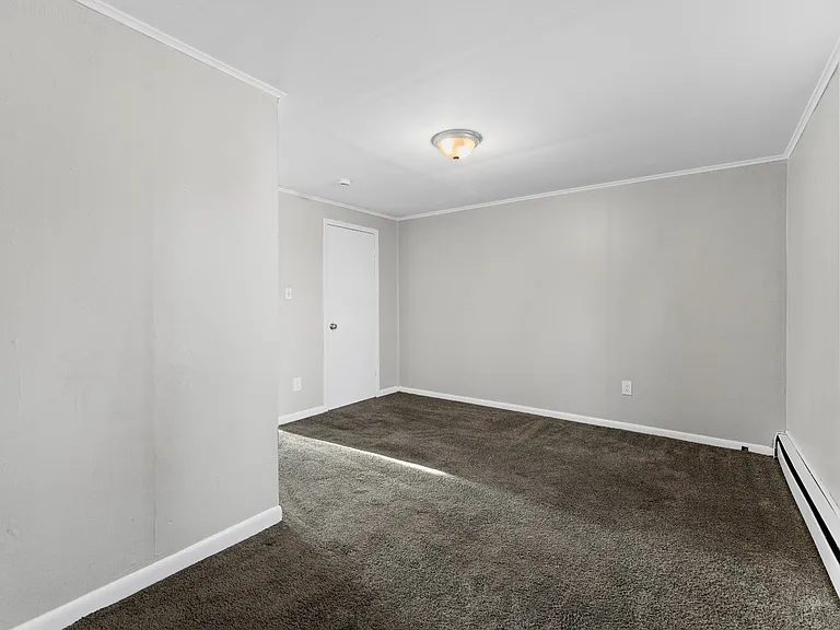 323 Philadelphia Ave #4 — Photo 22