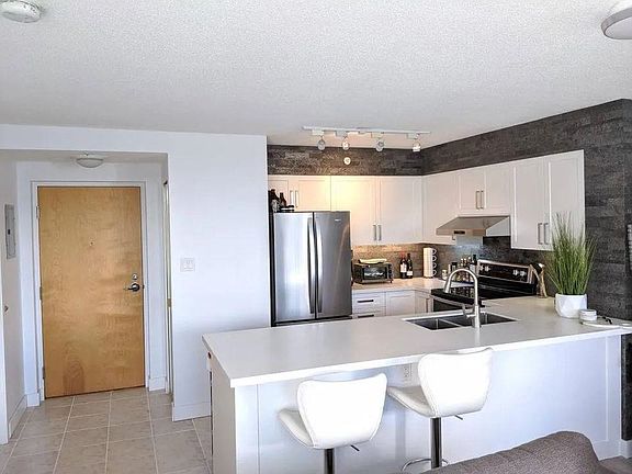 3rd image of 1277 Nelson St #601