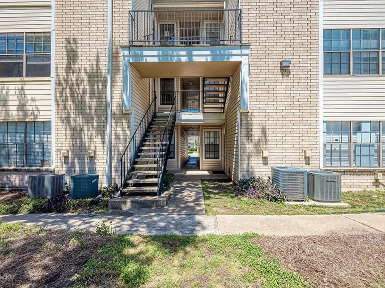 2750 Holly Hall St #1707 — Photo 24