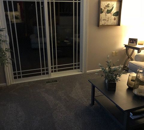 4th image of 2667 Hawthorne Dr