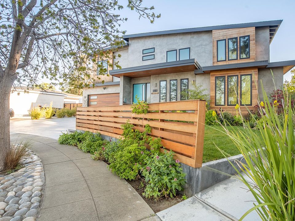 1st image of 622 Dorset Way