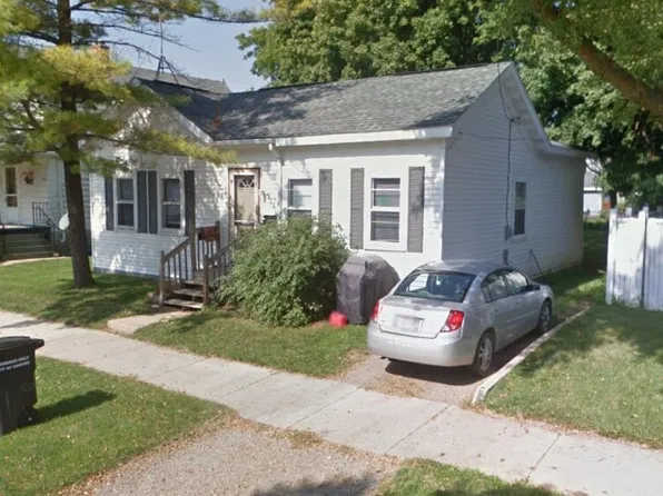 918 Cleveland Ave, Oshkosh, WI 54901