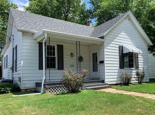 104 Sarah St, Troy, IL 62294