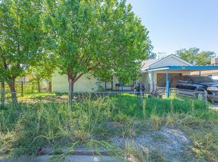 216 Pear St, Roswell, NM 88201