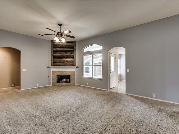 3rd image of 401 Cookston Ln
