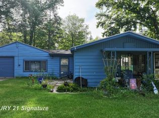5284 Spring Creek Dr, Prescott, MI 48756