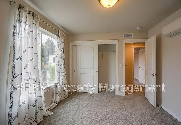 2904 NE 161st Ct — Photo 24