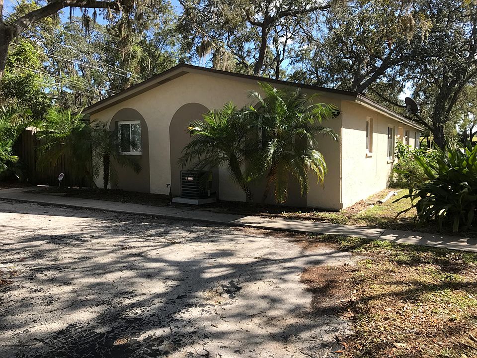 2nd image of 509 Meres Blvd #A