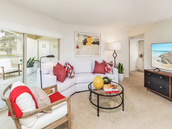 Stanford Court Apartments