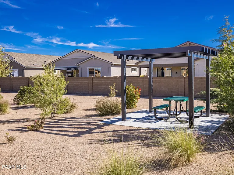 1385 Warbler Way — Photo 36