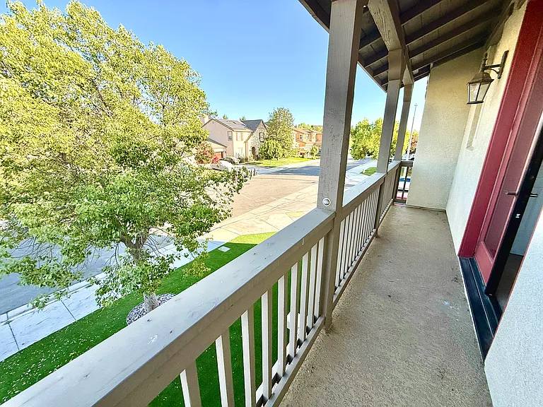 34413 Waltham Pl — Photo 27