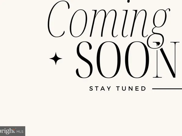 11751 Cherborg Pl, Woodbridge, VA 22192