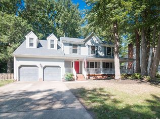 1144 Crystalwood Cir, Chesapeake, VA 23320