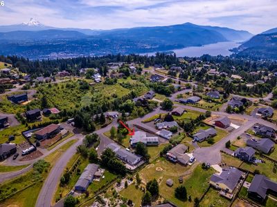 541 Cochran Ln, White Salmon, WA, 98672