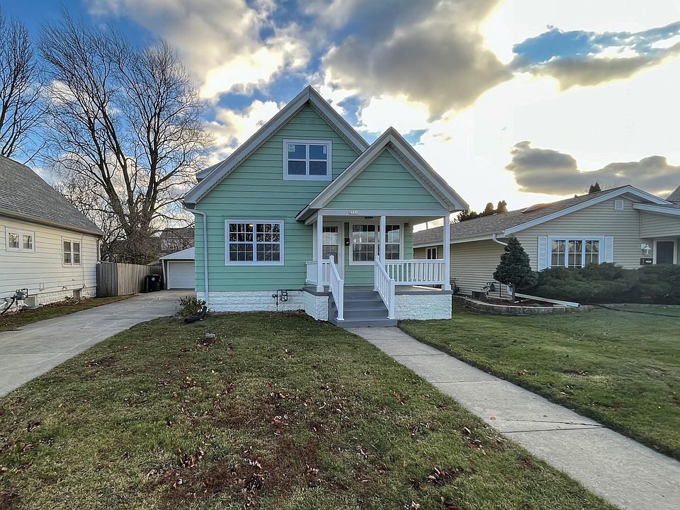 1st image of 2731 E Carpenter Ave