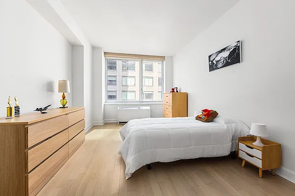 Sold by Nest Seekers International | media 9