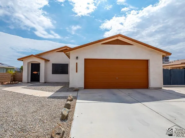 10389 S Typhoon Ave, Yuma, AZ 85365