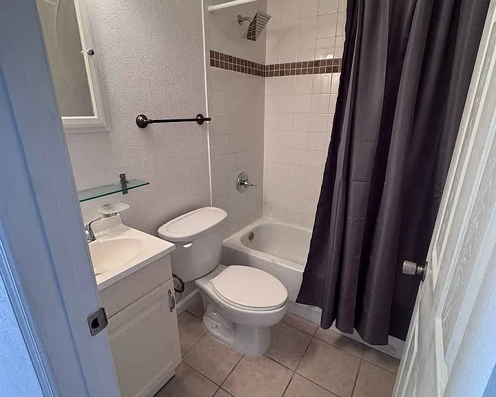 1125 Emerald Dr — Photo 16