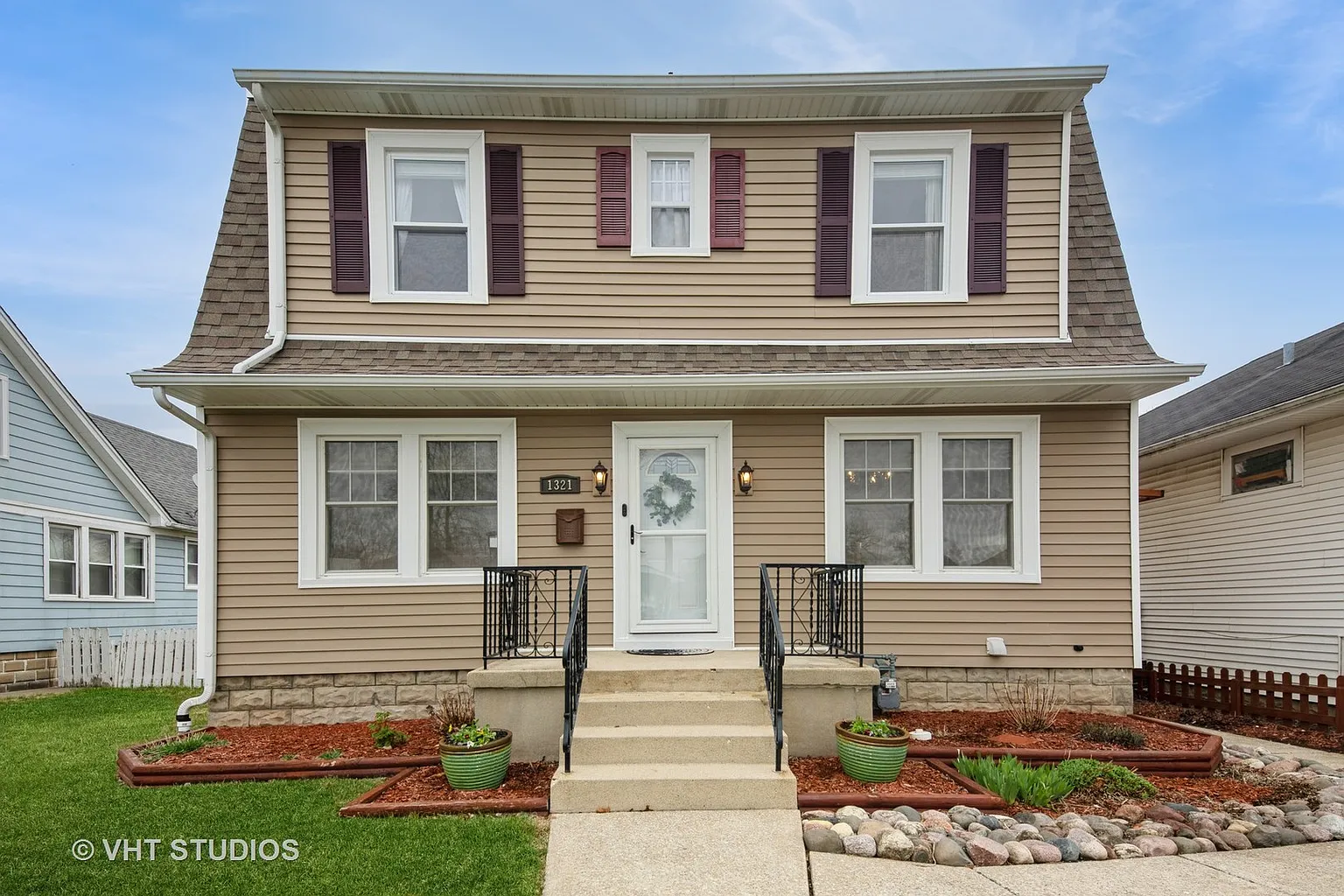 1321 Prairie Ave photo 1