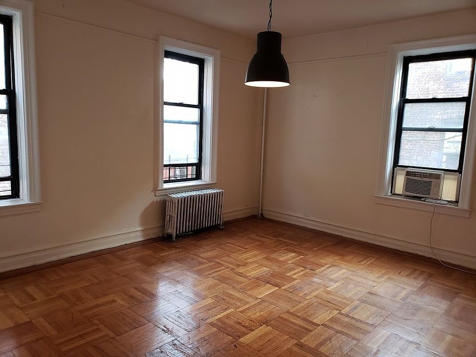 2nd image of 55 Parade Pl APT A5