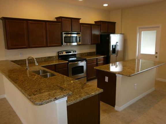2nd image of 11242 Savannah Landing Cir