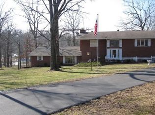 1599 Steamboat Rd, Gilbertsville, KY 42044