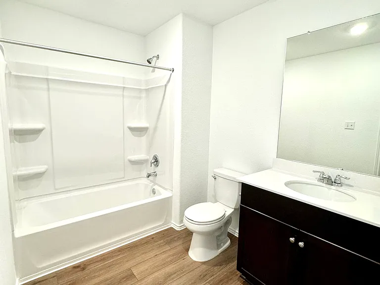 1104 Catfish Ln — Photo 9