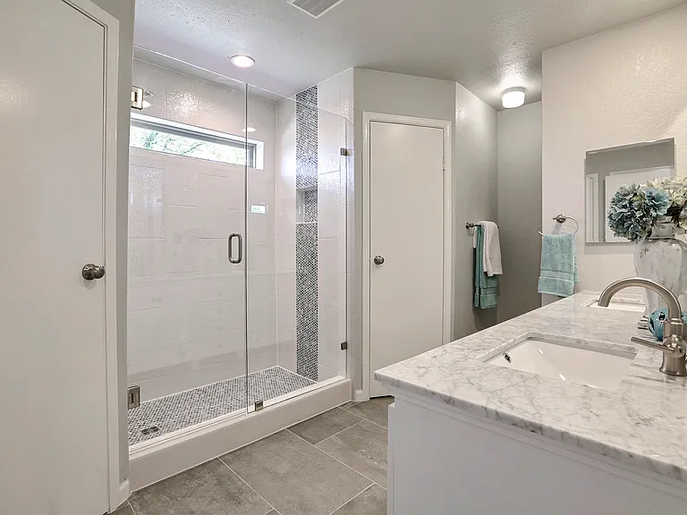 212 Aspenway Dr — Photo 13