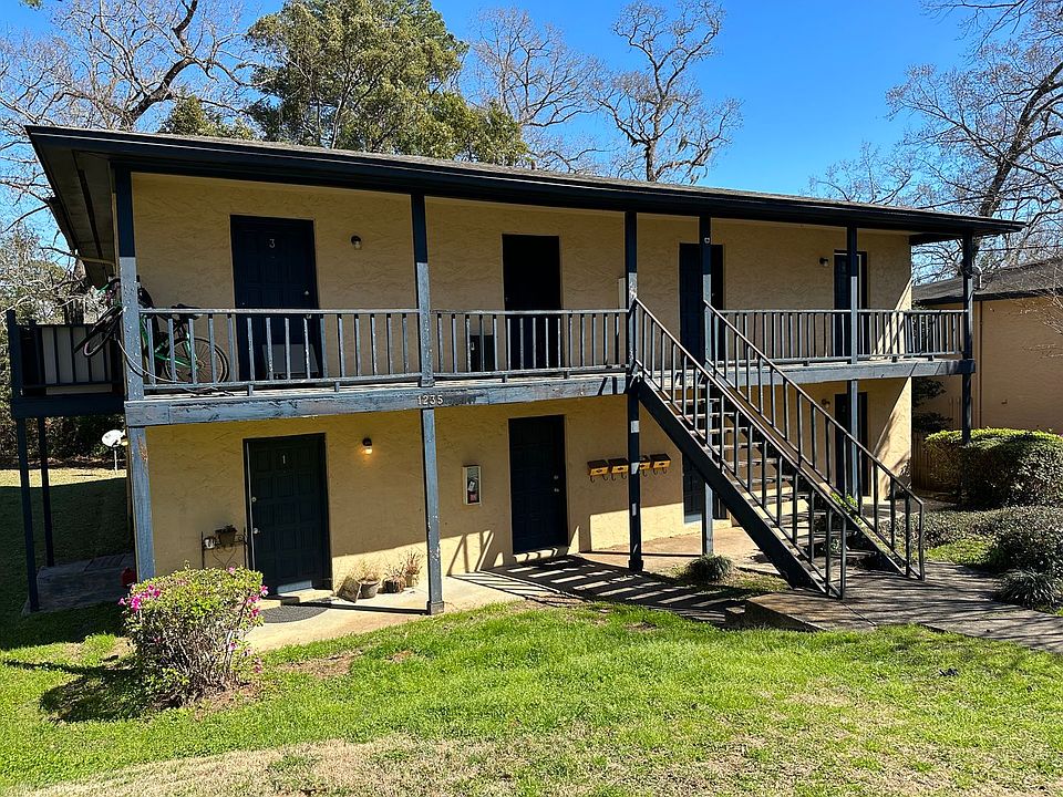 1st image of 1235 Buckingham Dr APT 2