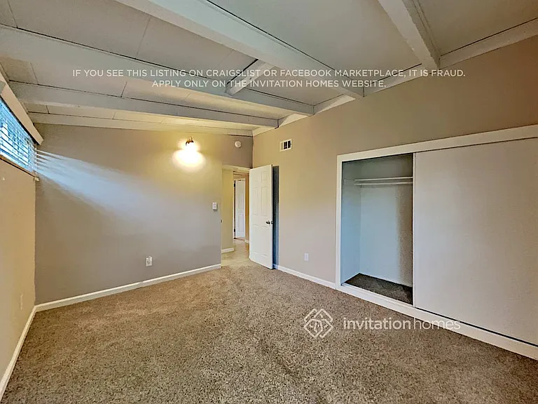 6452 Geyser Ave — Photo 16