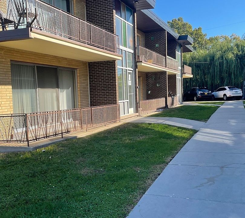 1st image of 9517 Mansfield Ave APT 2
