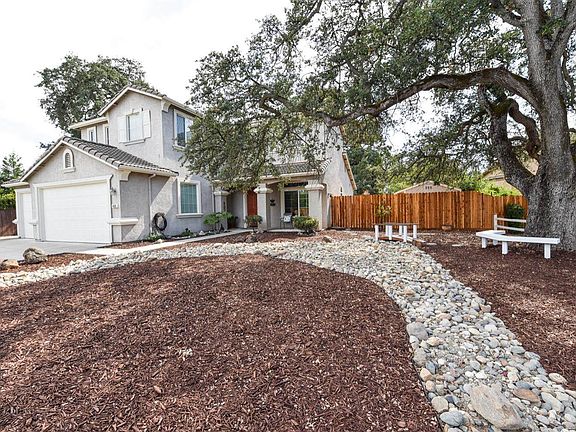 4th image of 408 Savannah Dr