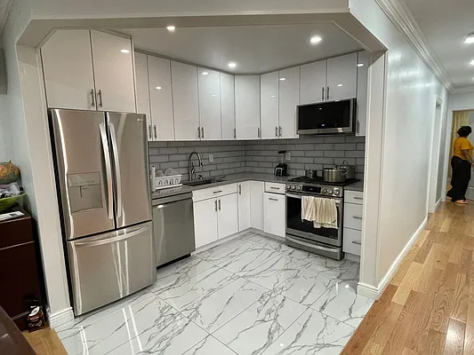 Rented by ATM Realty Service Inc | media 2