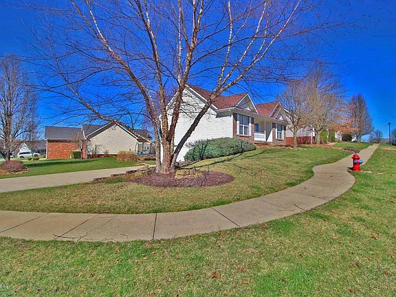 2nd image of 2047 Hearthside Cir