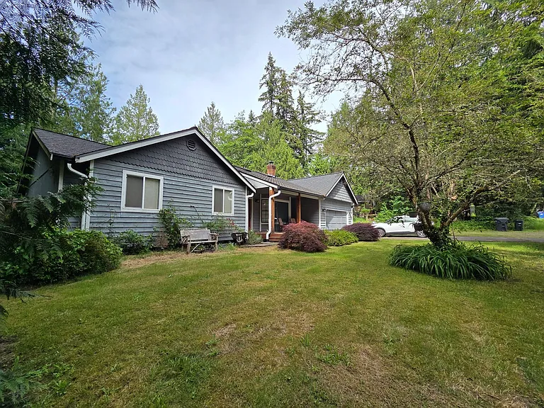 4113 105th Street Ct — Photo 3